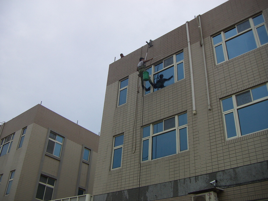 彰化外牆單吊施工