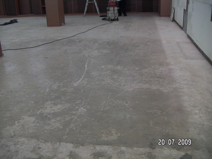 彰化地板陳年舊腊清洗